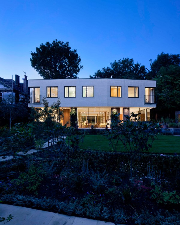 Garden House by Threefold