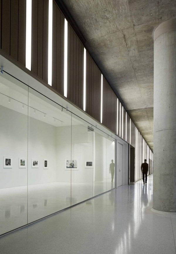 Gordon Parks Arts Hall by Valerio Dewalt Train Associates