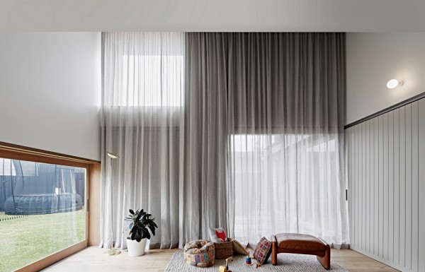 Hoddle House in Melbourne by Freadman White