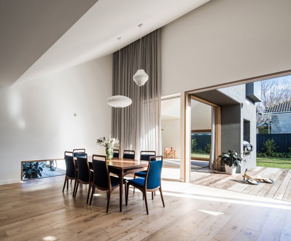 Hoddle House in Melbourne by Freadman White