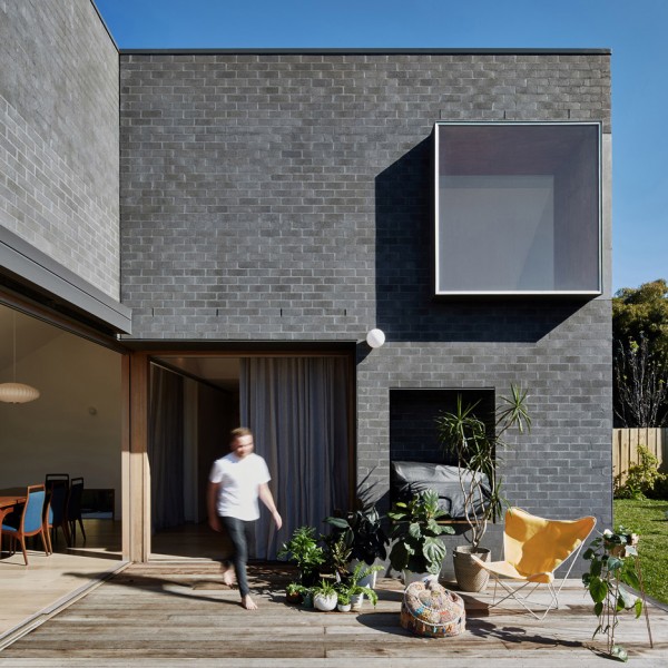 Hoddle House in Melbourne by Freadman White