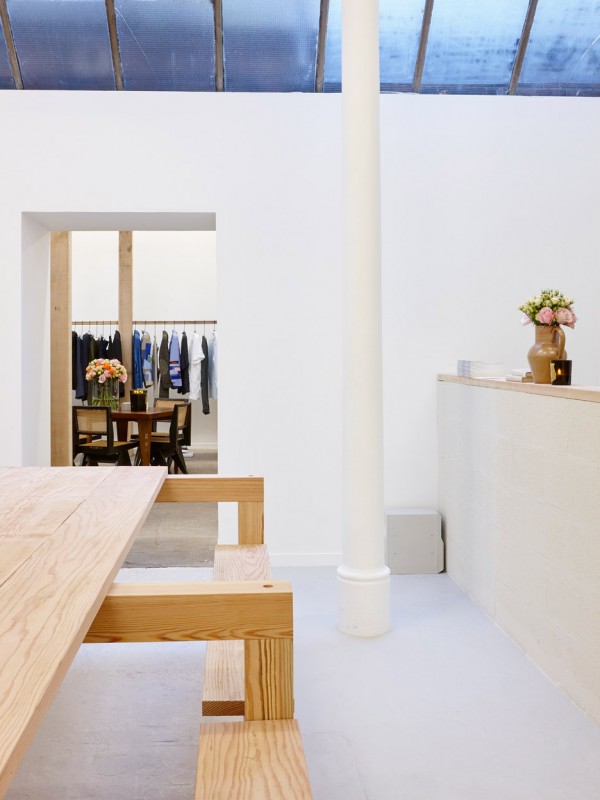 Hostem Spring Store