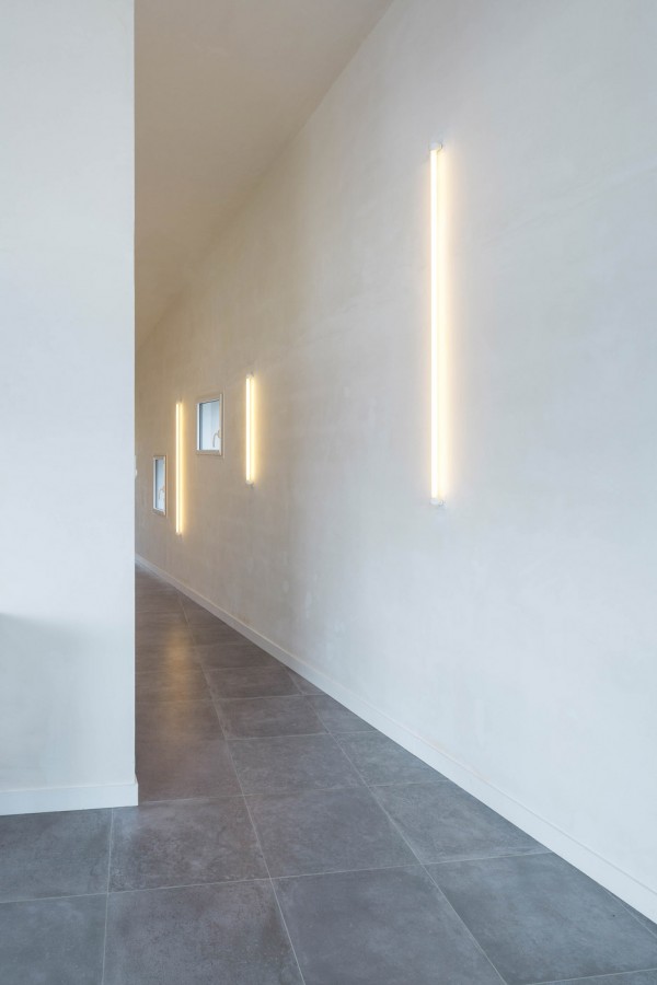 House for a Photographer by Studio Razavi
