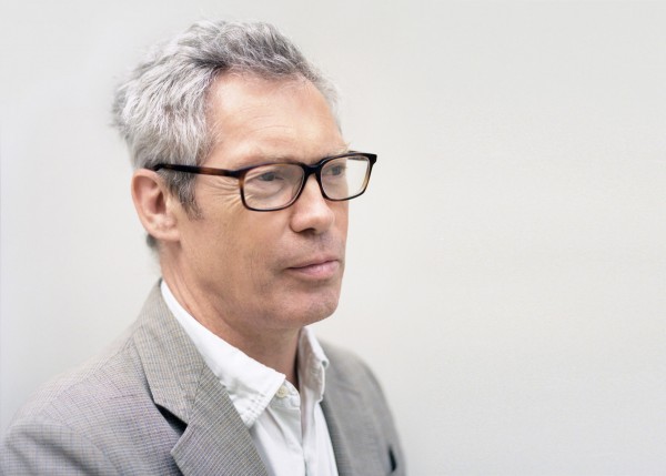 Jasper Morrison comments on lack of good photographic styling in contemporary furniture design