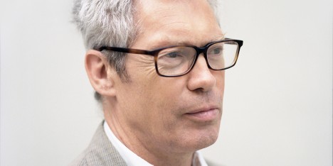 Jasper Morrison comments on lack of good photographic styling in contemporary furniture design