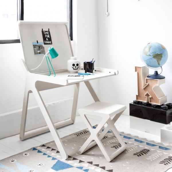 K Desk by Rafa kids furniture collection