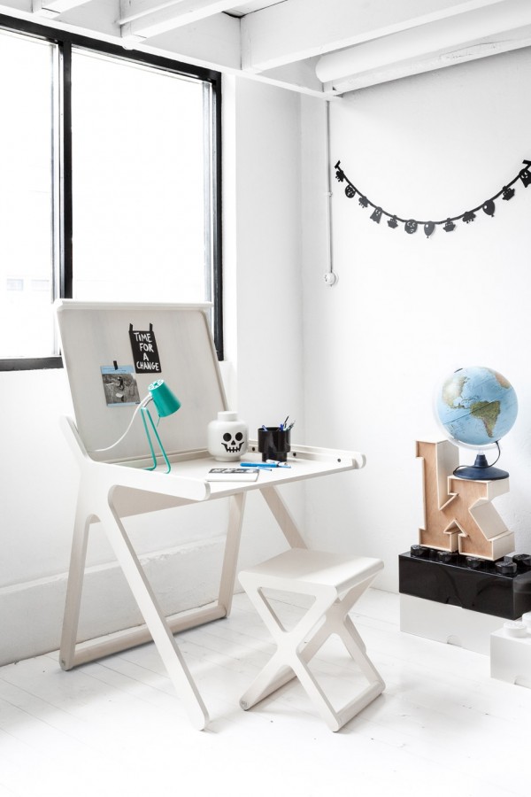 K Desk by Rafa kids furniture collection