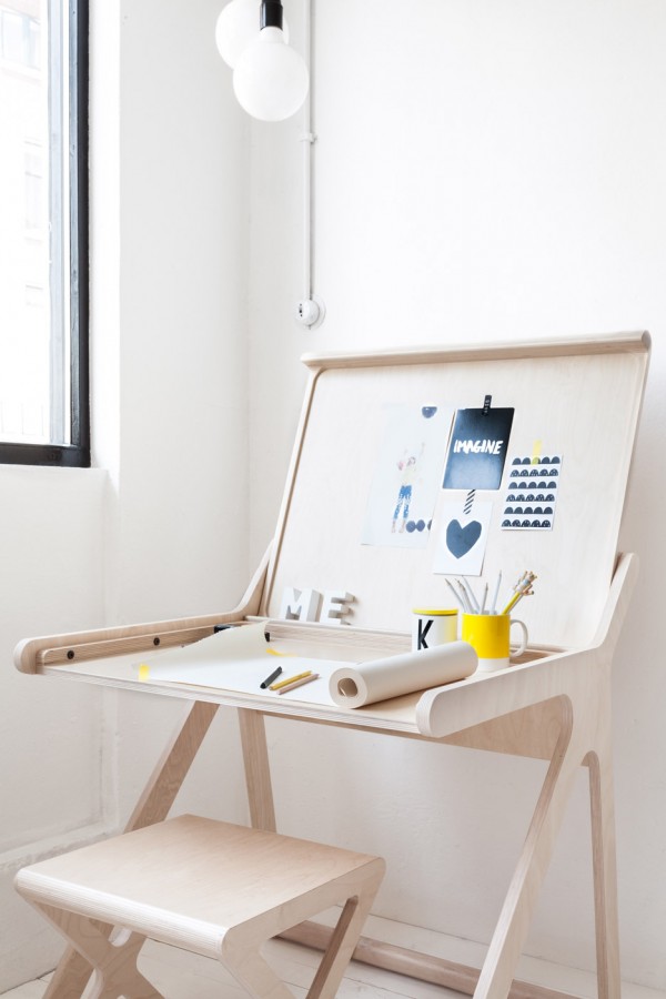 K Desk by Rafa kids furniture collection