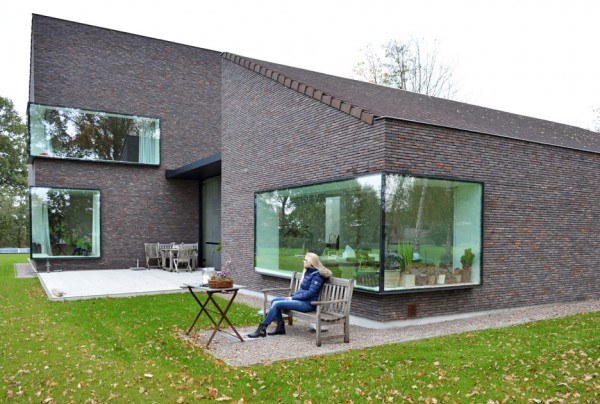 Kiekens' House by Architektuurburo Dirk Hulpia
