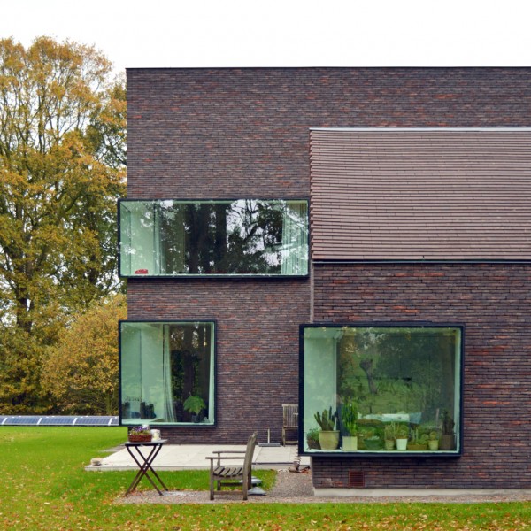 Kiekens' House by Architektuurburo Dirk Hulpia