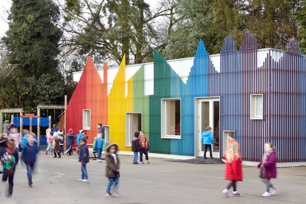 Little Hall at Prestwood Infant School by De Rosee Sa Architects