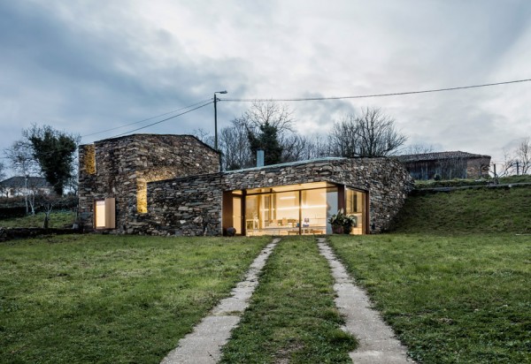 A Bodega by Cubus Arquitectura