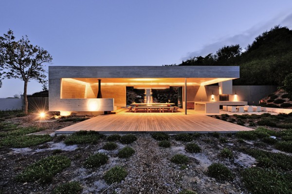 The Midden Garden Pavilion in Cape Town by Metropolis