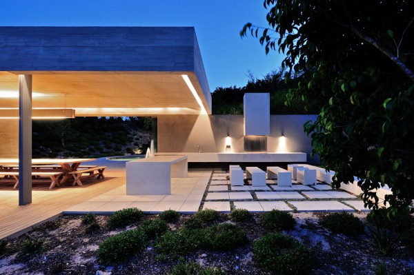 The Midden Garden Pavilion in Cape Town by Metropolis