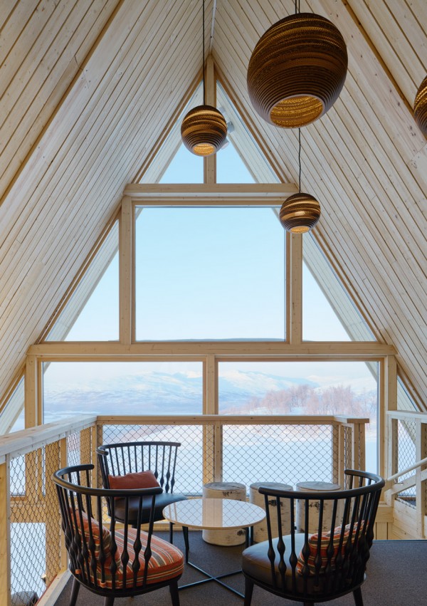 Mountain restaurant Björk in Hemavan by Murman Architects