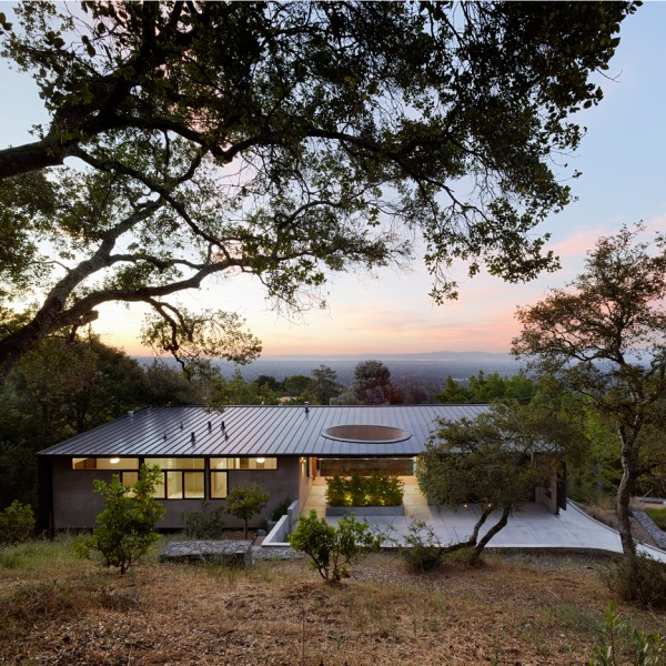 Overlook Guest House by Schwartz and Architecture