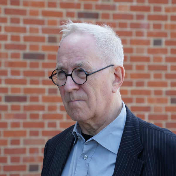 Peter Cook says British architecture has become dull at 2016 RIBA awards ceremony
