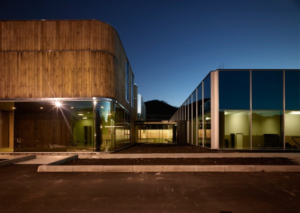 Prosciutto factory by Enzo Eusebi + Partners