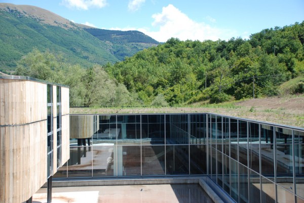 Prosciutto factory by Enzo Eusebi + Partners