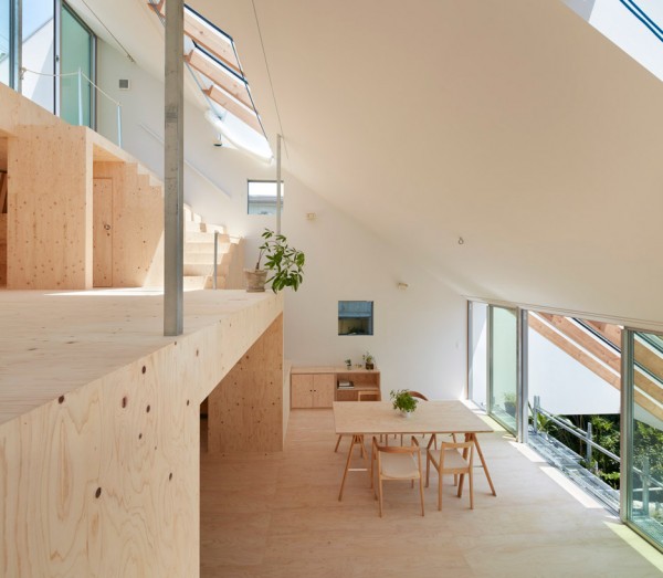 Re Slope House by Tomohiro Hata AAA
