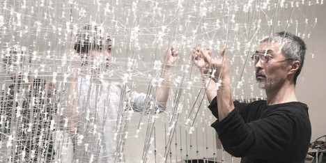 Tokyo university students create “drawn-in-place” architecture using a 3D-printing pen