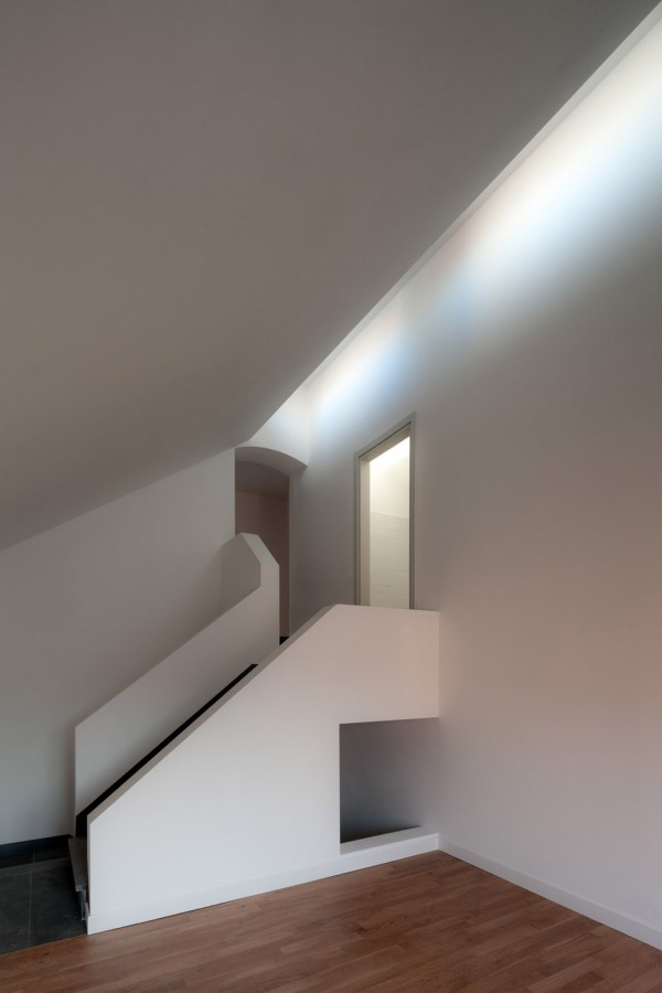 Venice renovation by Studio Macola
