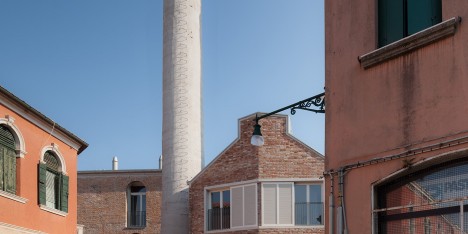 Venice renovation by Studio Macola