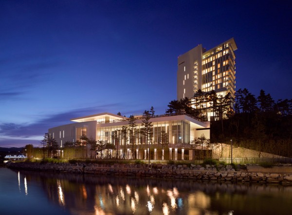 Seamarq Hotel in Gagneung, South Korea by Richard Meier and Partners