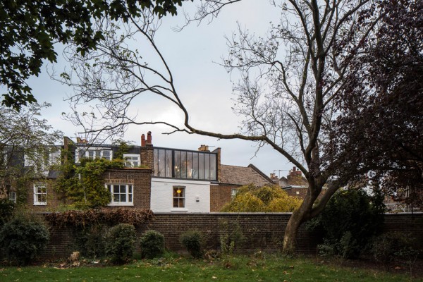 Shepherds Bush House by Studio 30