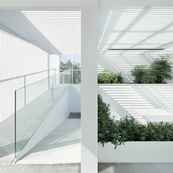 Shunyi House in Beijing by reMIX Studio
