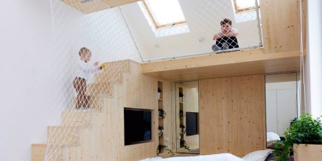 Sleep and play interior by Ruetemple in Moscow Russia