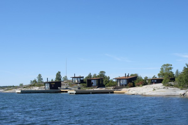 Small houses far out in the archipelago of Stockholm by Margen Wigow Arkitektkontor