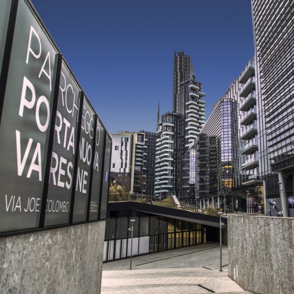 Porta Nuova, Milan