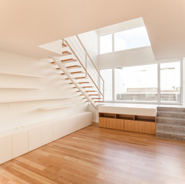 Terras 8 house by Colectivo Cais
