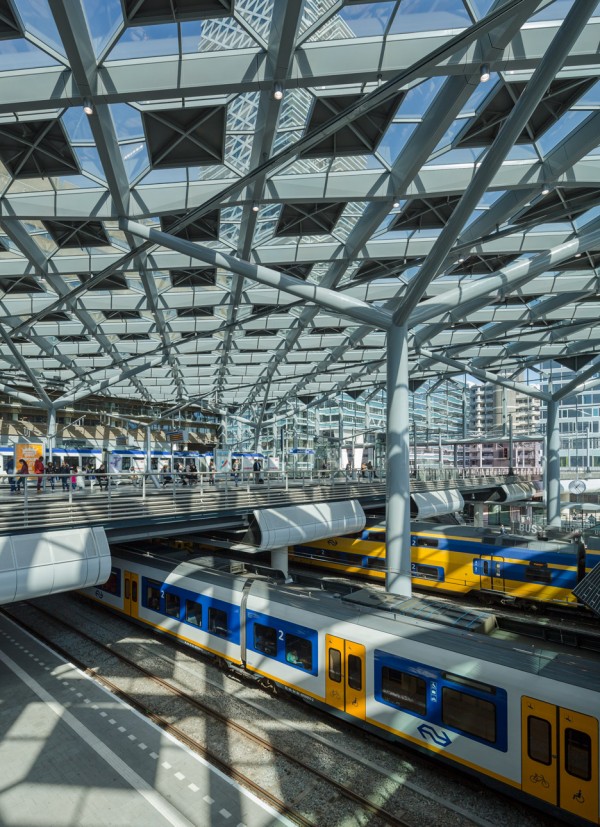 Benthem Crouwel's new station for The Hague