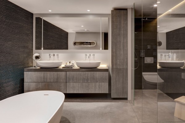 Theatrical Apartment by APA in London