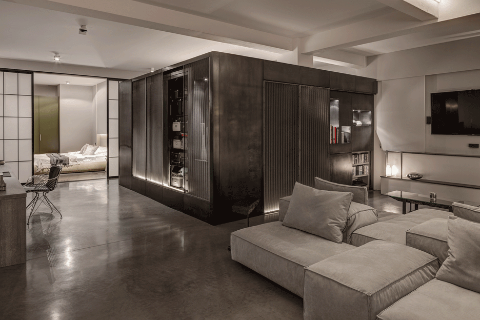 Theatrical Apartment by APA in London