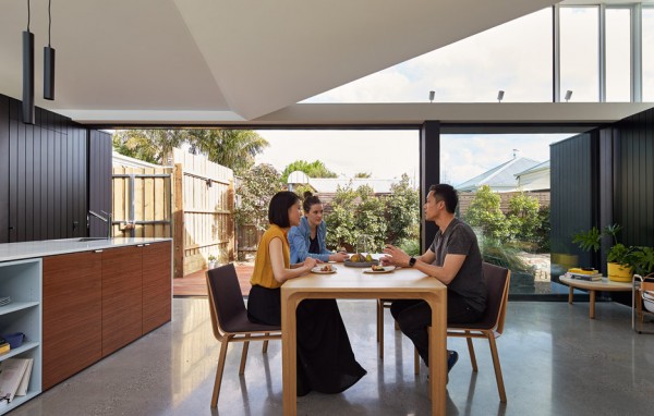 Tunnel House by Modo Architecture