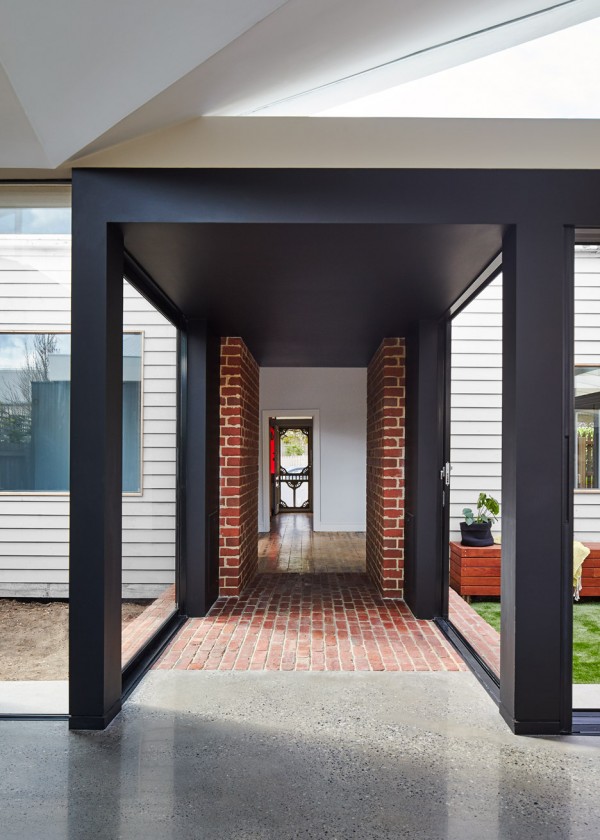 Tunnel House by Modo Architecture