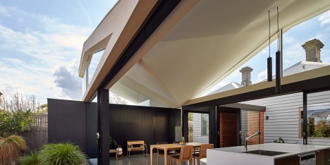 Tunnel House by Modo Architecture