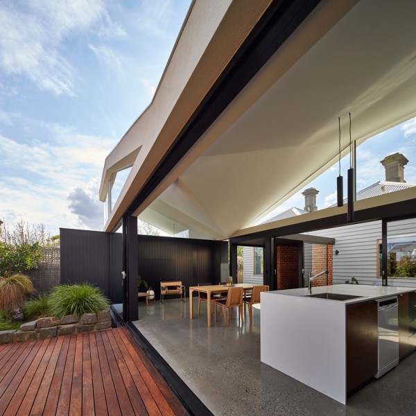 Tunnel House by Modo Architecture