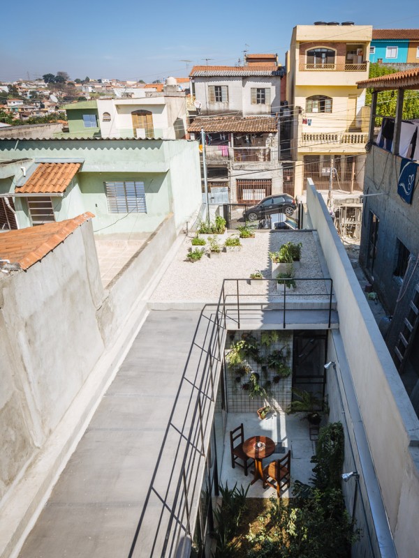 Villa Matilde House by Terra e Tuma Arquitetos