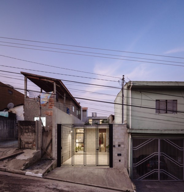 Villa Matilde House by Terra e Tuma Arquitetos
