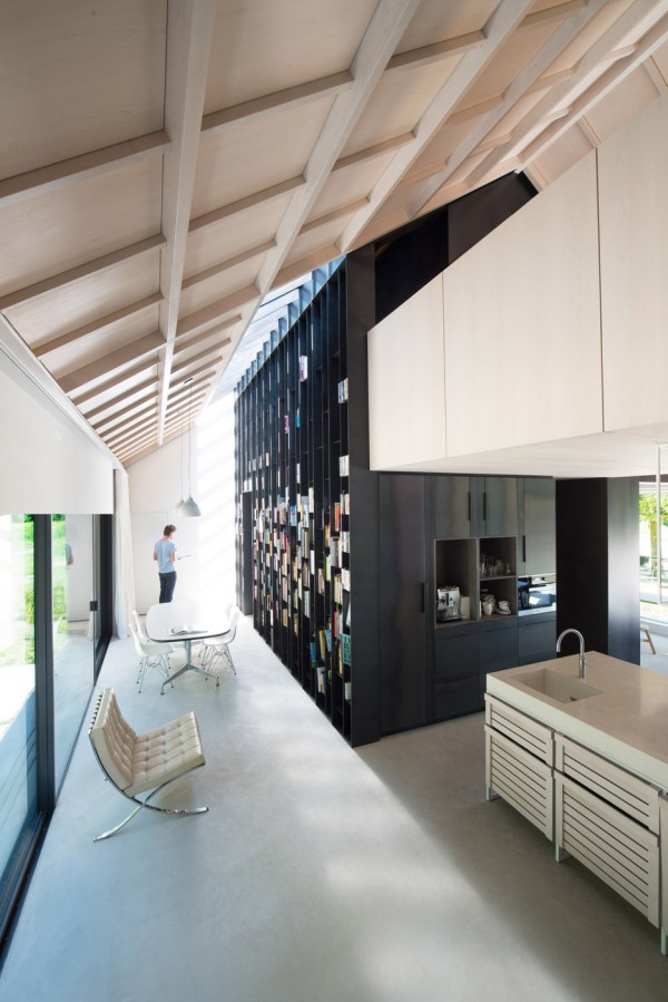 Villa Schoorl by Studio Prototype