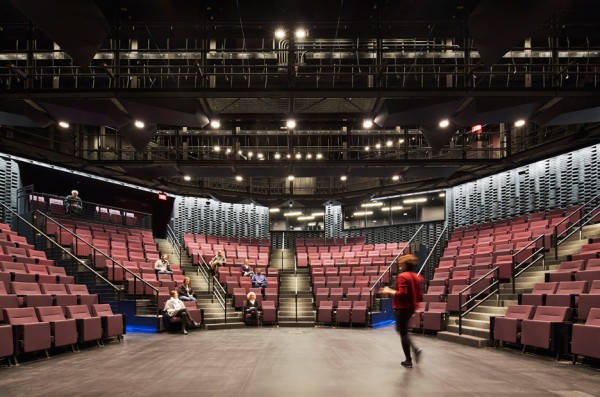 Writers Theatre by Studio Gang