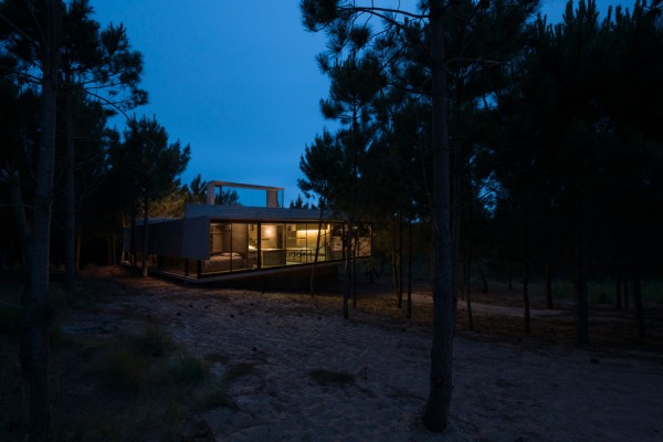 L4 House by Luciano Kruk Arquitectos in Costa Esmeralda, Argentina