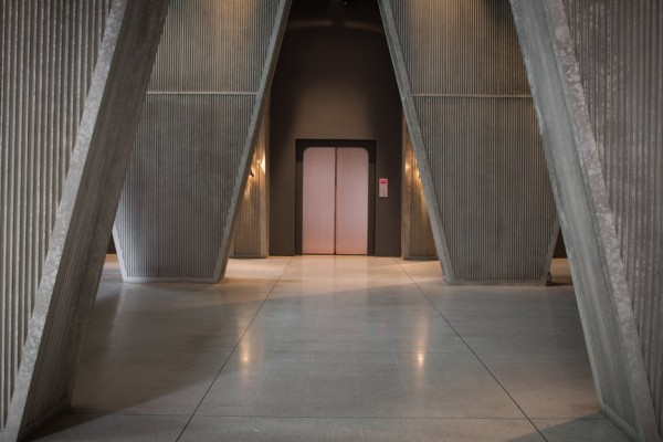 Interview on High-rise directed by Ben Wheatley with production design by Mark Tildesley