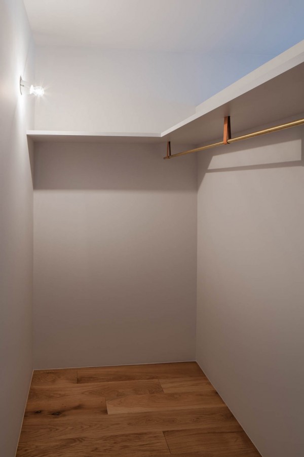 Apartment interior in Machiya by Yumiko Miki Architects