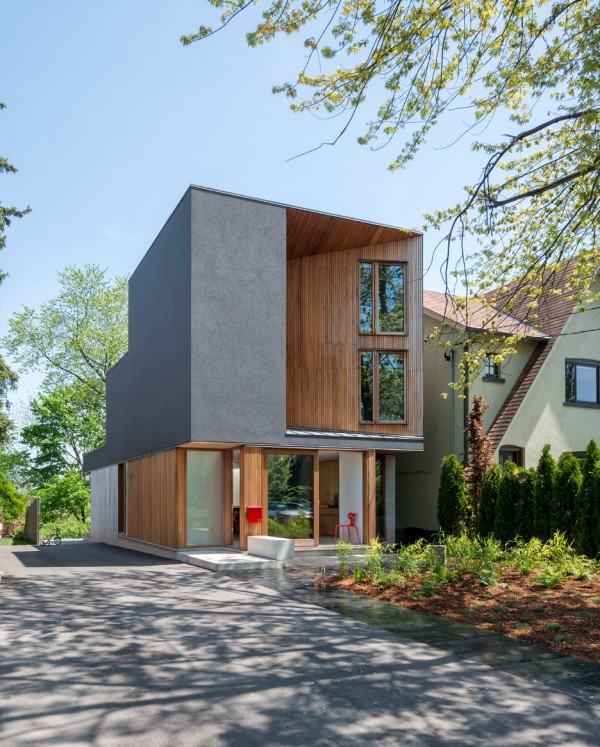 Bala Line House by Williamson Chong Architects