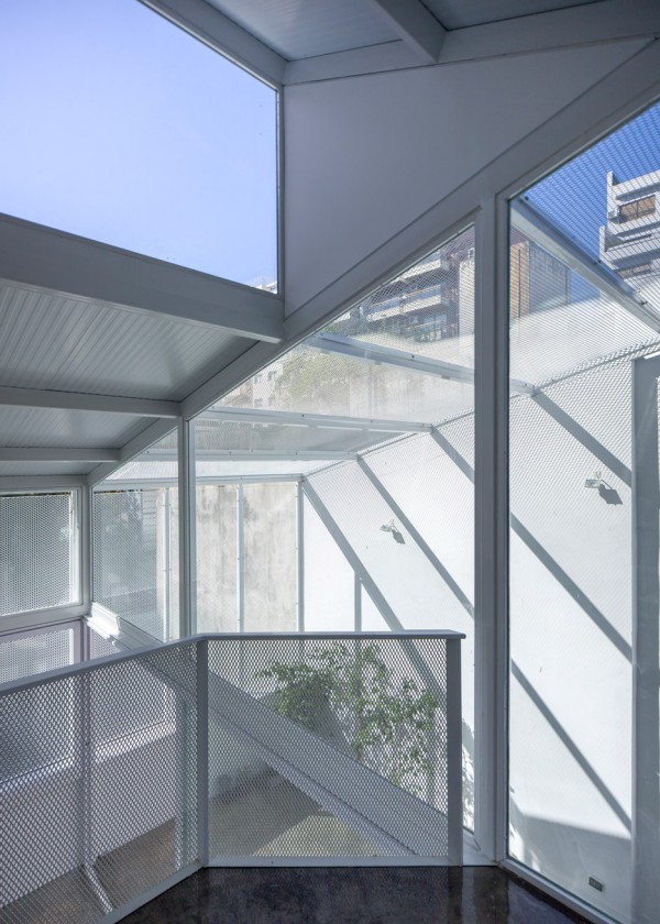 Blas House by Adamo-Faiden